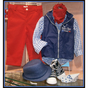 Ολοκληρωμένο πακέτο βάπτισηs με αυτό το κουστούμι (Guy Laroche  Κωδ.7848-145) (Δώρο το κουτί)