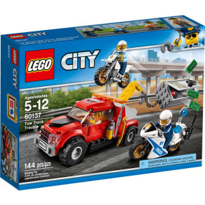 LEGO Tow Truck Trouble (60137)
